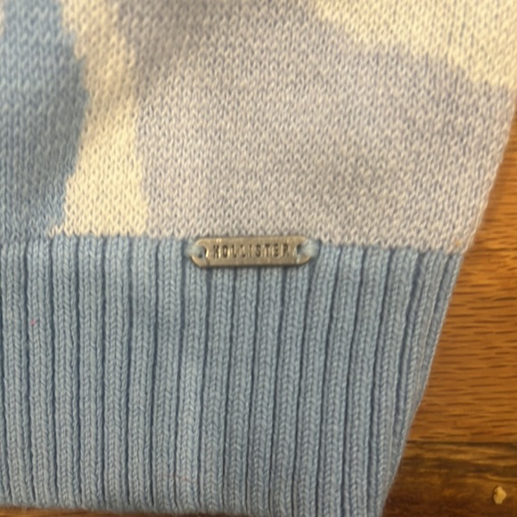 Hollister flower print sweater vest in blue - Picture 3 of 3